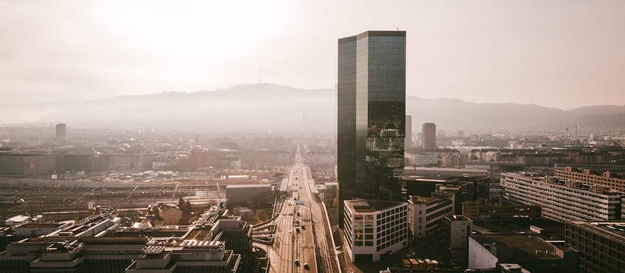 The Prime Tower and office towers of the Zürich-West business quarter